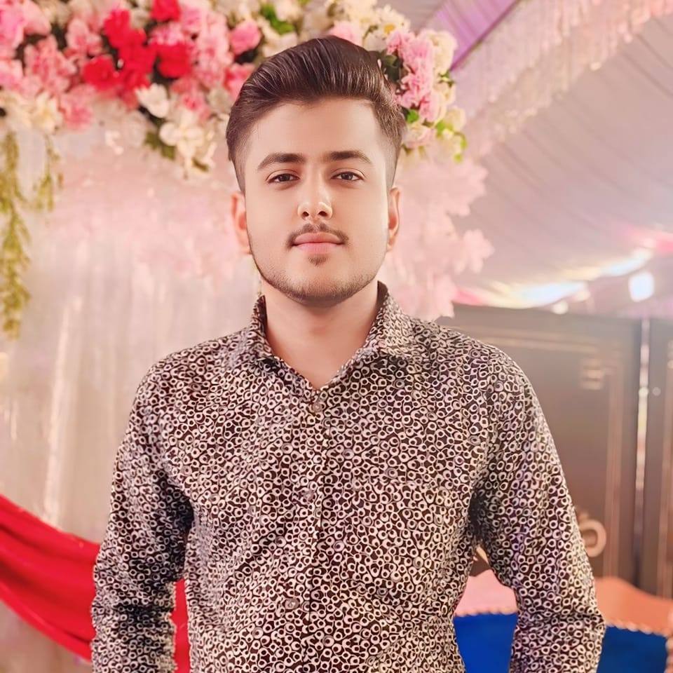 Home 68 Hamza Yaseen Joyia